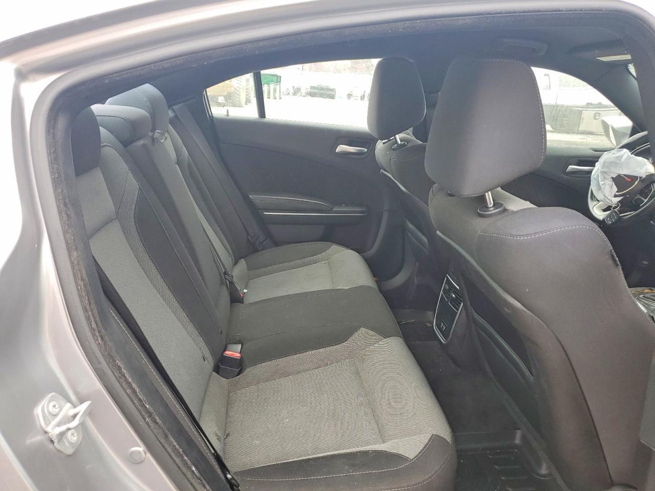 2015 Dodge Charger R/T - zdjęcie 10