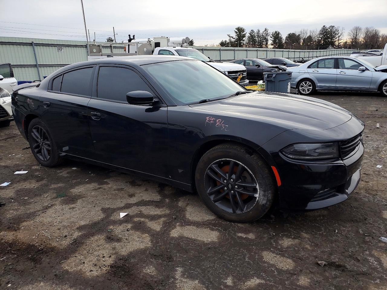 2019 Dodge Charger Sxt - zdjęcie 4