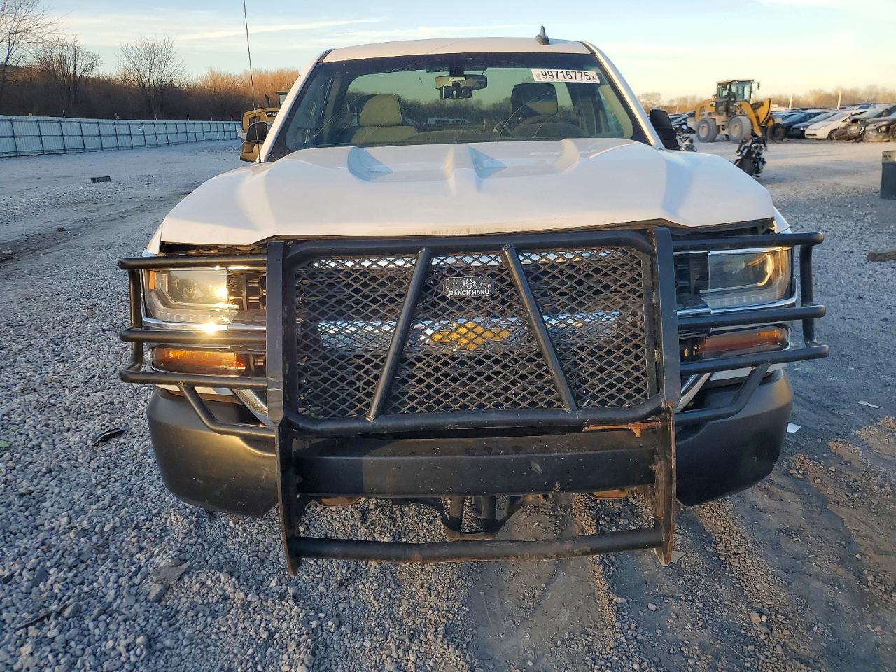 2018 Chevrolet Silverado C1500 - zdjęcie 5