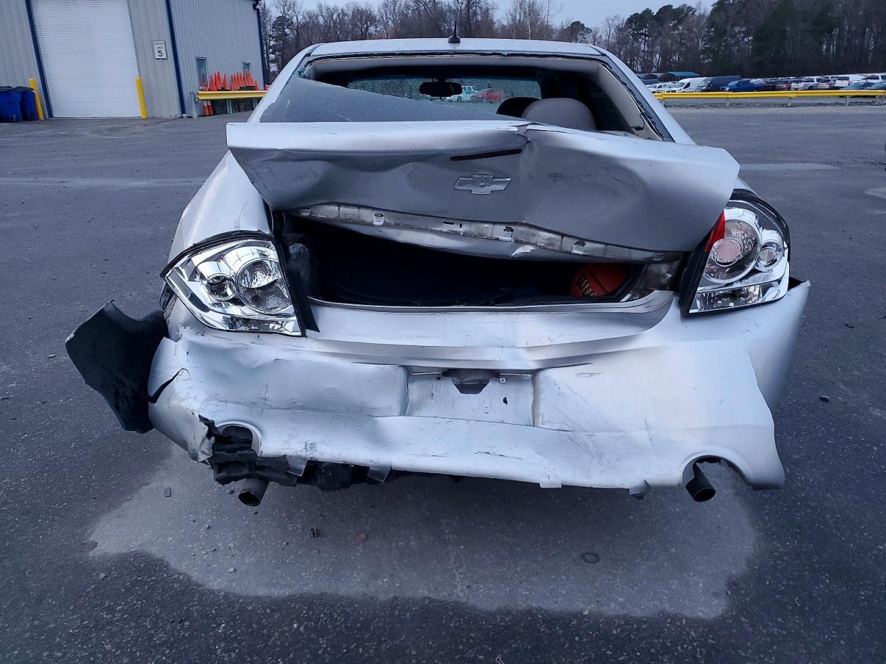 2013 Chevrolet Impala Ls - zdjęcie 6