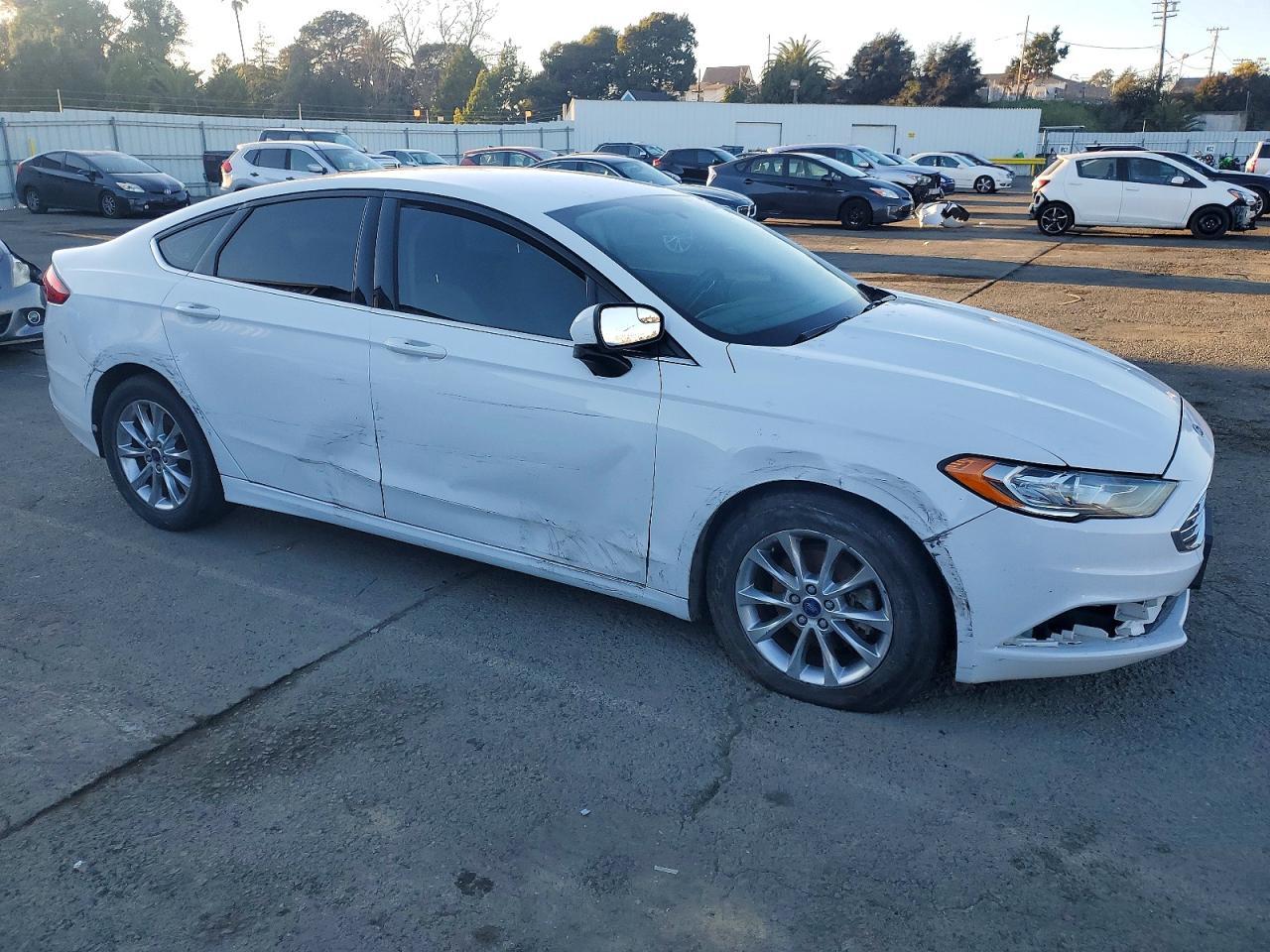 2017 Ford Fusion Se - zdjęcie 4