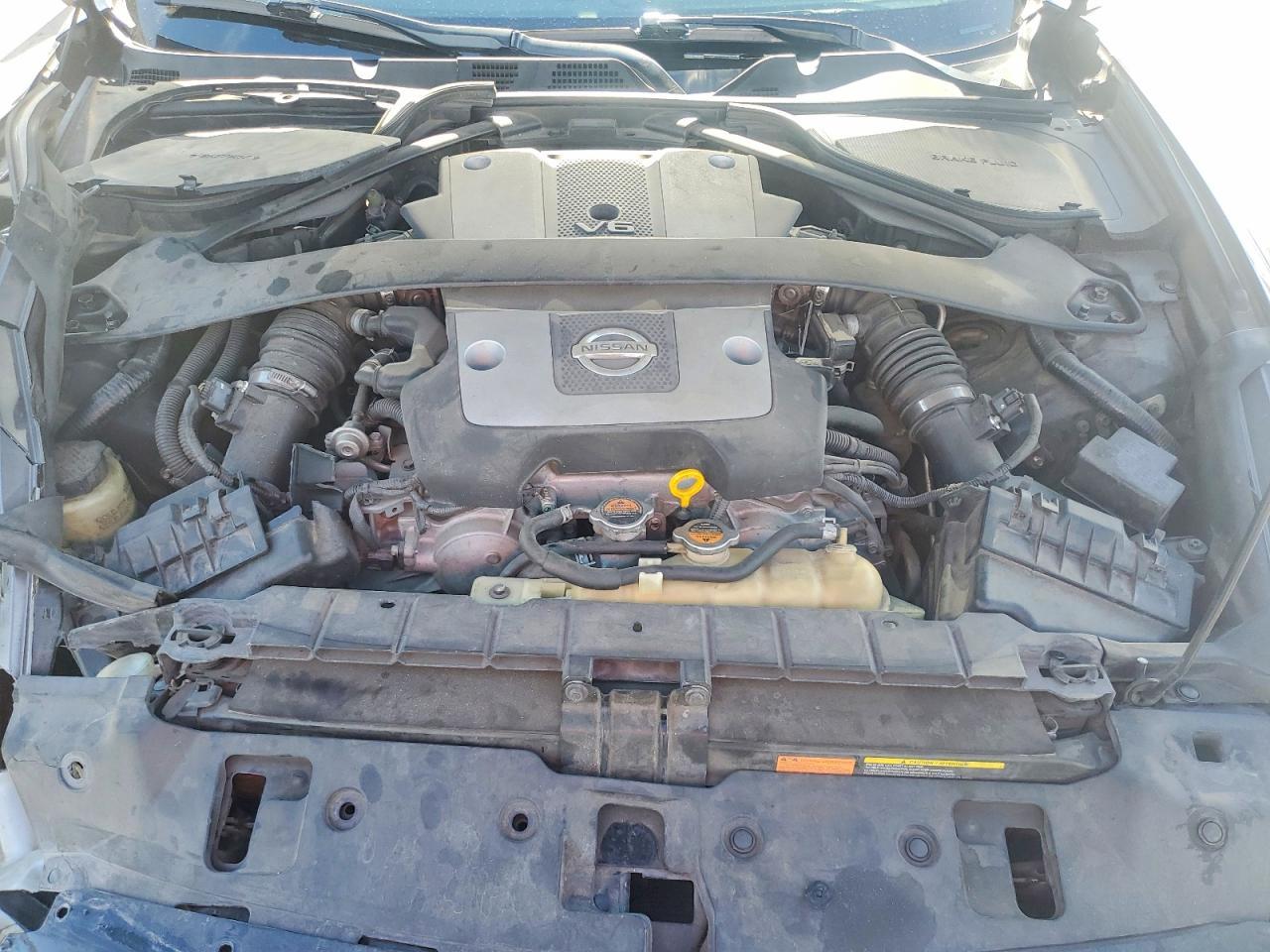 2016 Nissan 370Z Base - zdjęcie 11