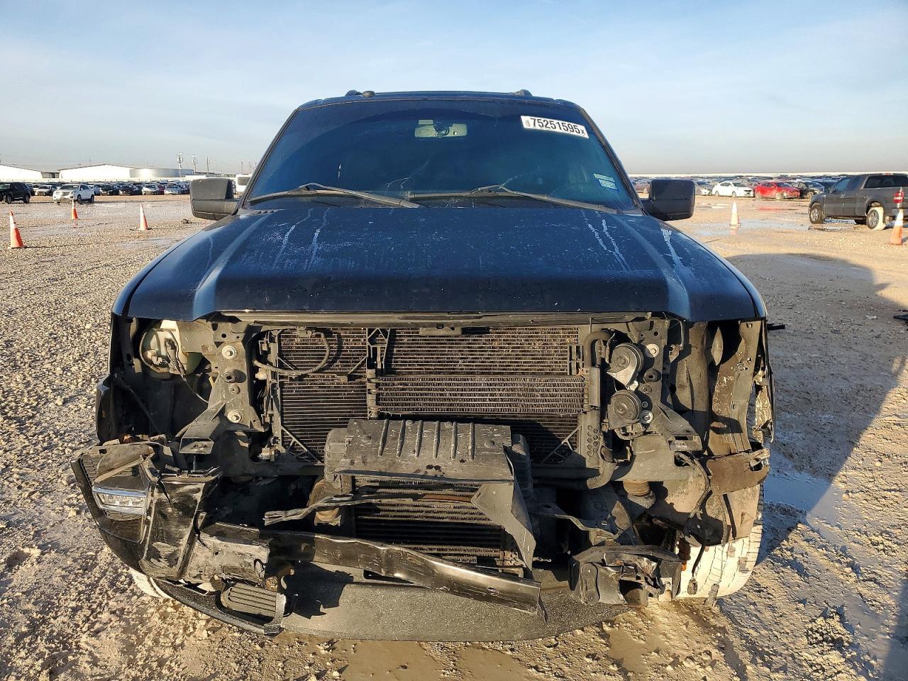 2017 Ford Expedition Xlt - zdjęcie 5