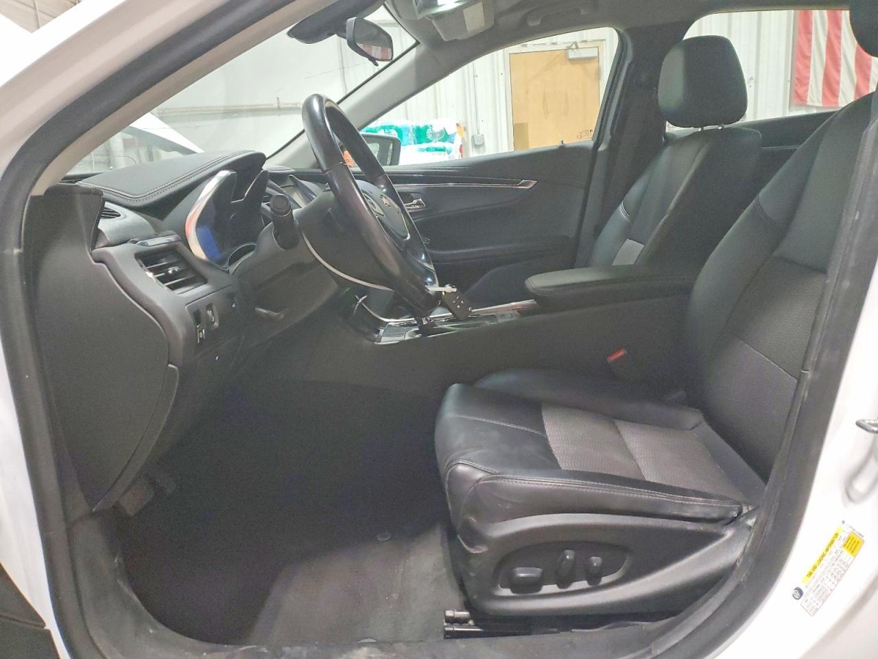 2020 Chevrolet Impala Lt - zdjęcie 7