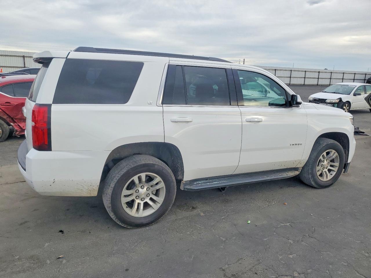 2020 Chevrolet Tahoe C1500 Lt - zdjęcie 3