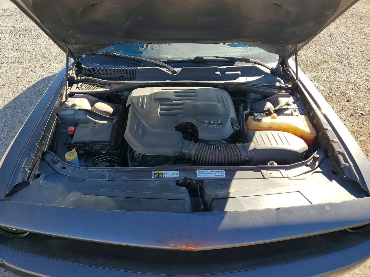 2015 Dodge Challenger Sxt - zdjęcie 11