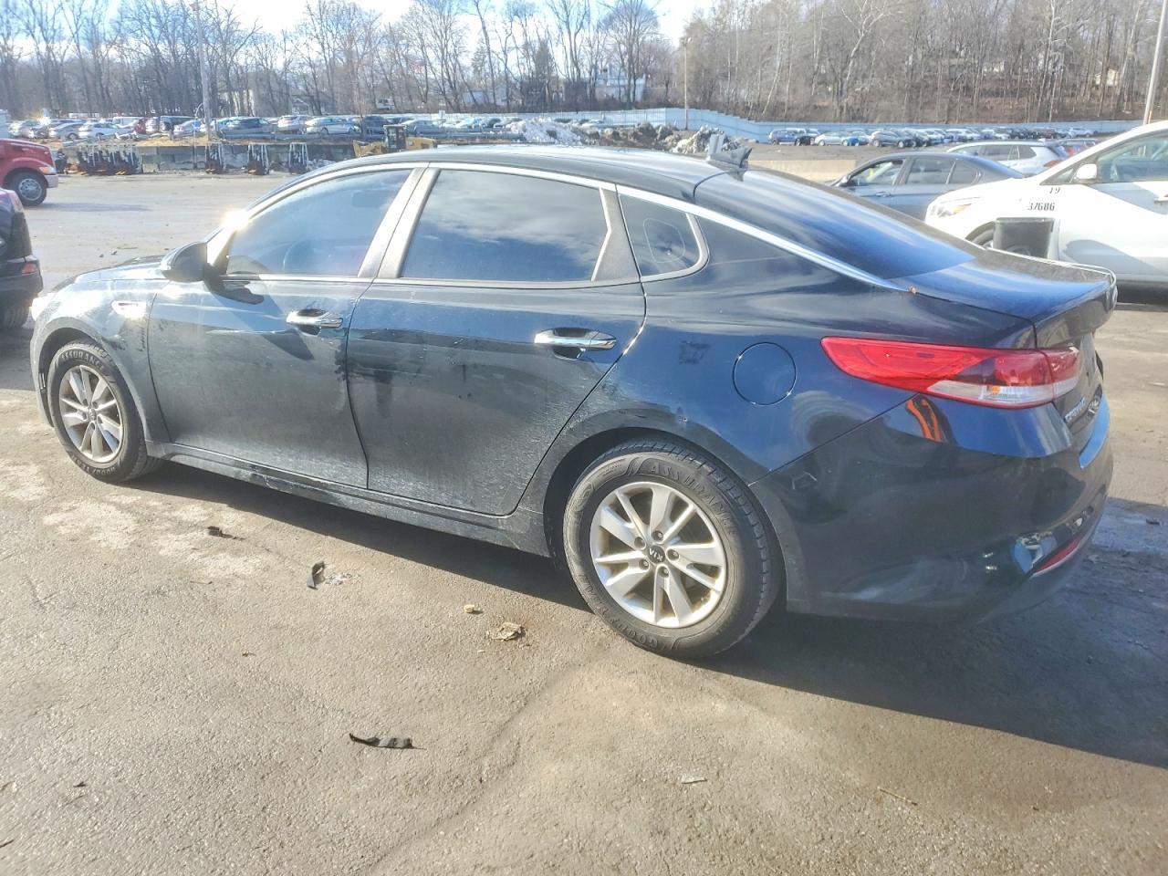 2017 Kia Optima Lx - zdjęcie 2