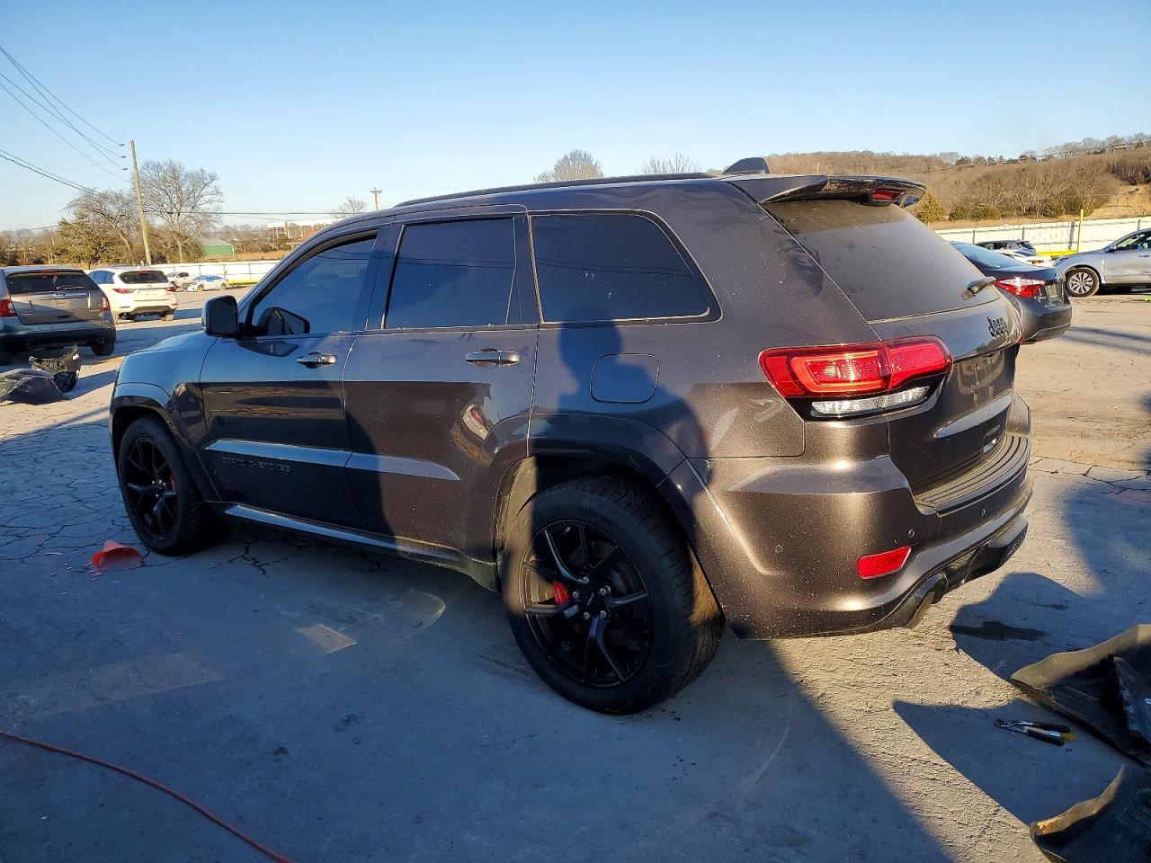 2020 Jeep Grand Cherokee Srt-8 - zdjęcie 2