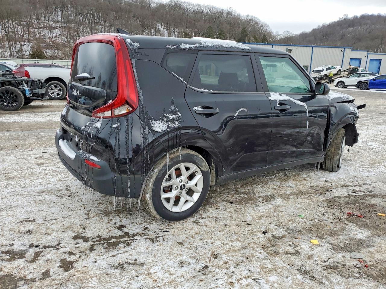 2022 Kia Soul Lx - zdjęcie 3