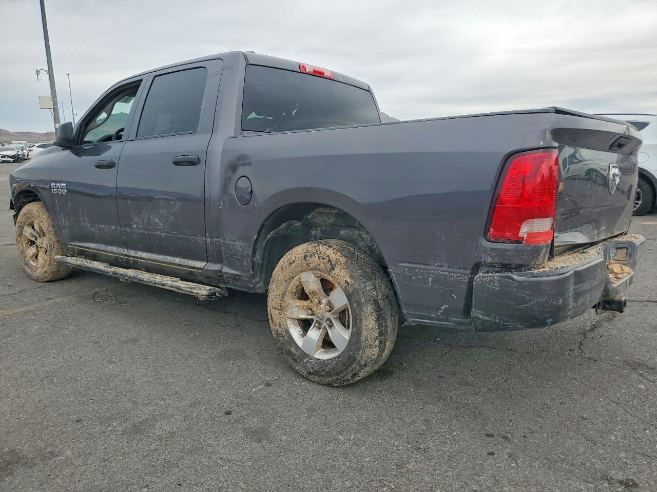 2017 Ram 1500 St - zdjęcie 2