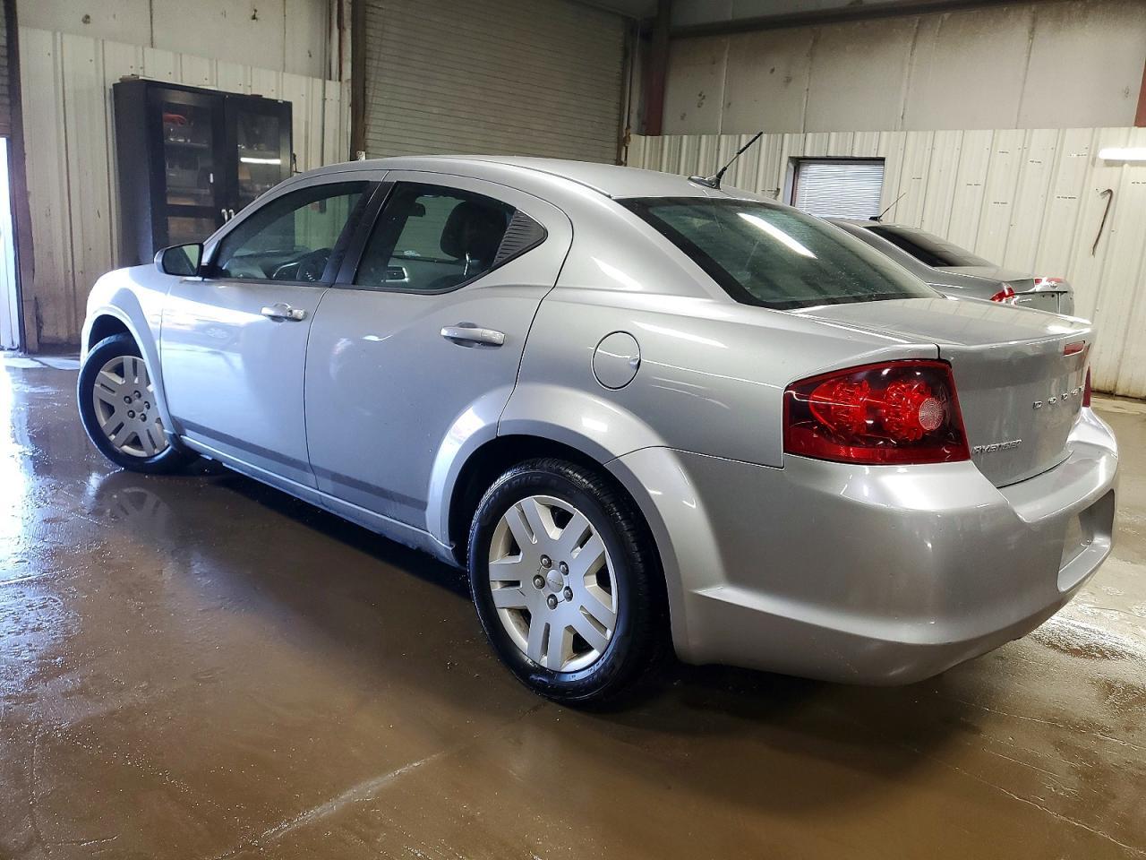 2013 Dodge Avenger Se - zdjęcie 2