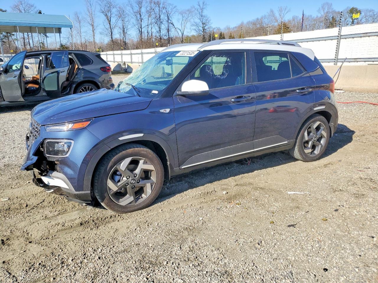 2025 Hyundai Venue Sel - zdjęcie główne