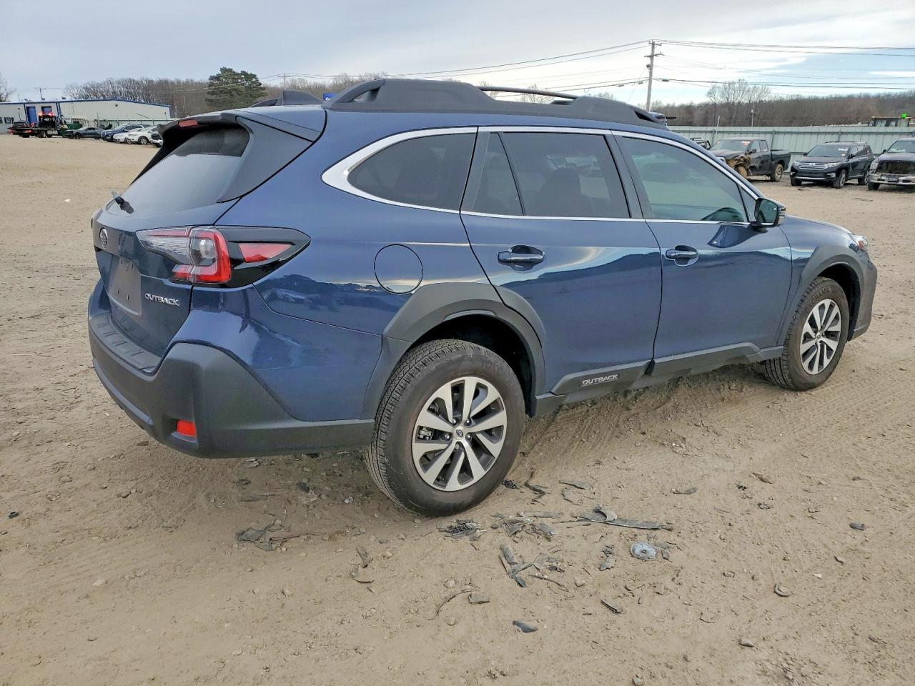 2025 Subaru Outback Premium - zdjęcie 3