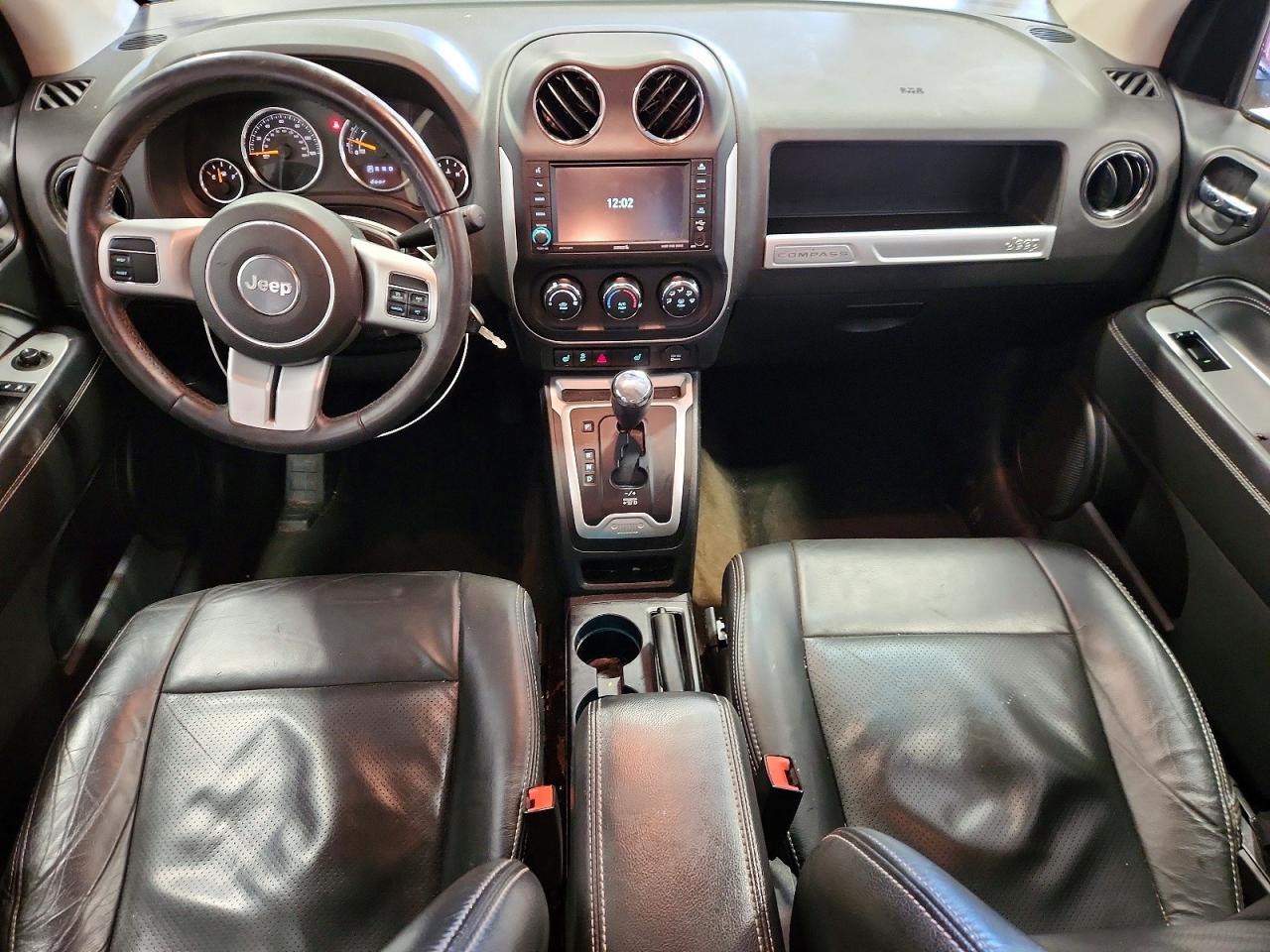2016 Jeep Compass Latitude - zdjęcie 8