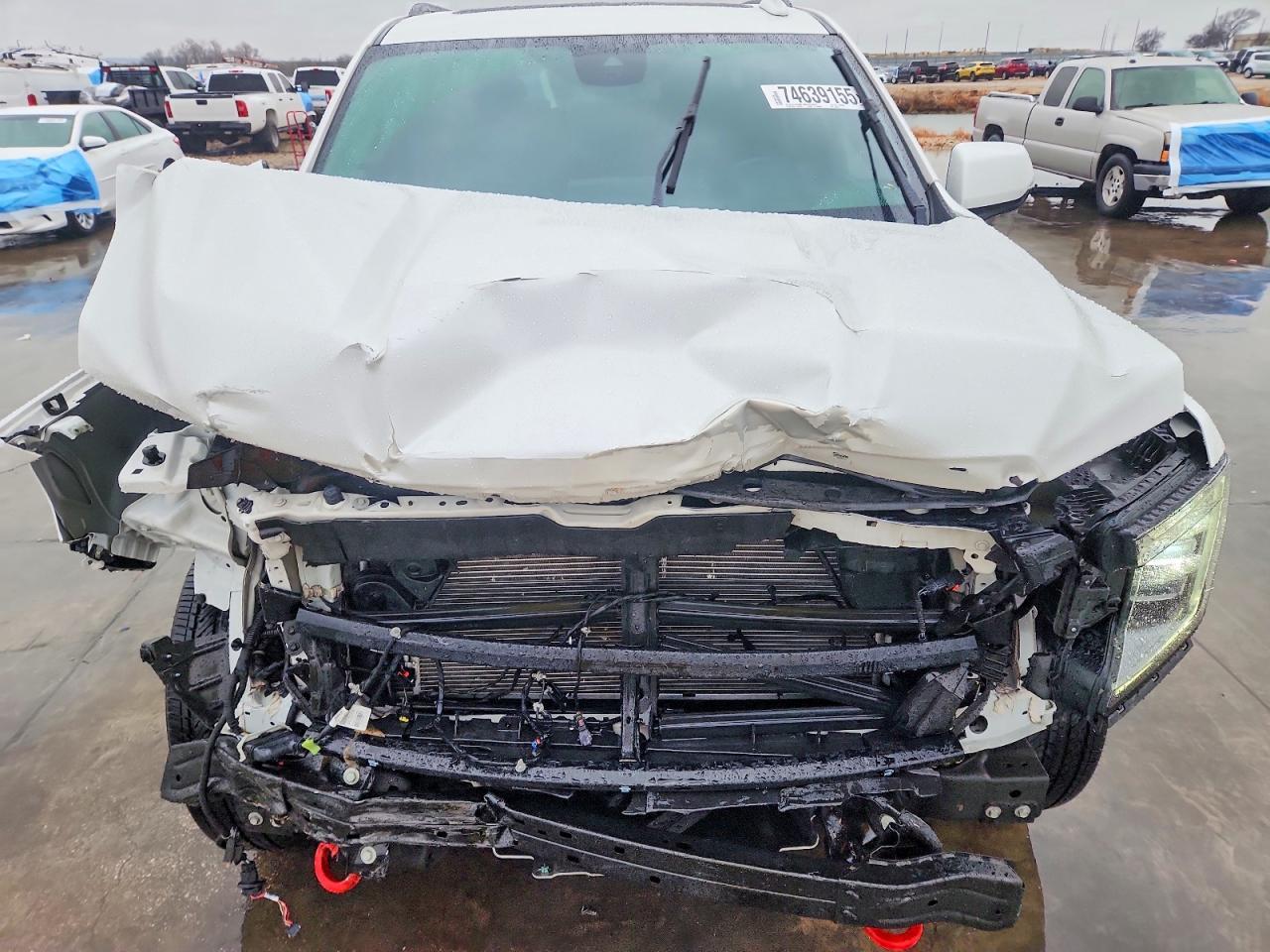 2023 GMC Yukon At4 - zdjęcie 12