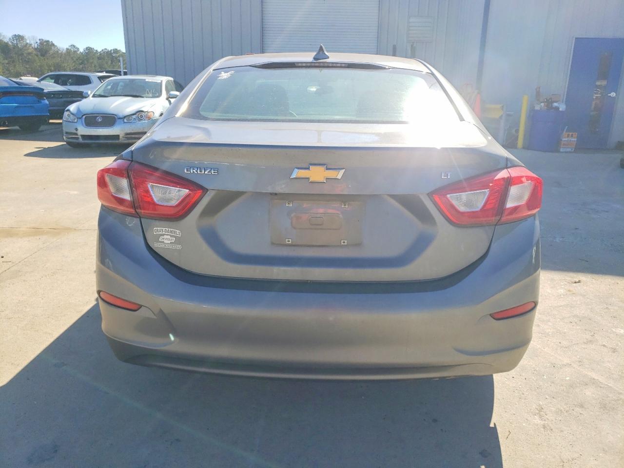 2019 Chevrolet Cruze Lt - zdjęcie 6