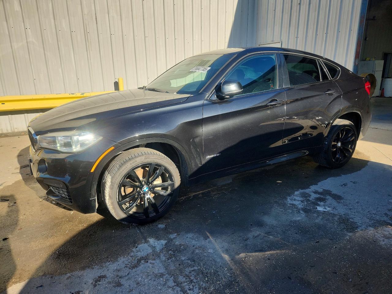 2017 BMW X6 xDrive35I - zdjęcie główne