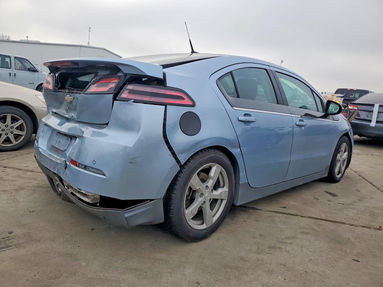 2013 Chevrolet Volt - zdjęcie 3
