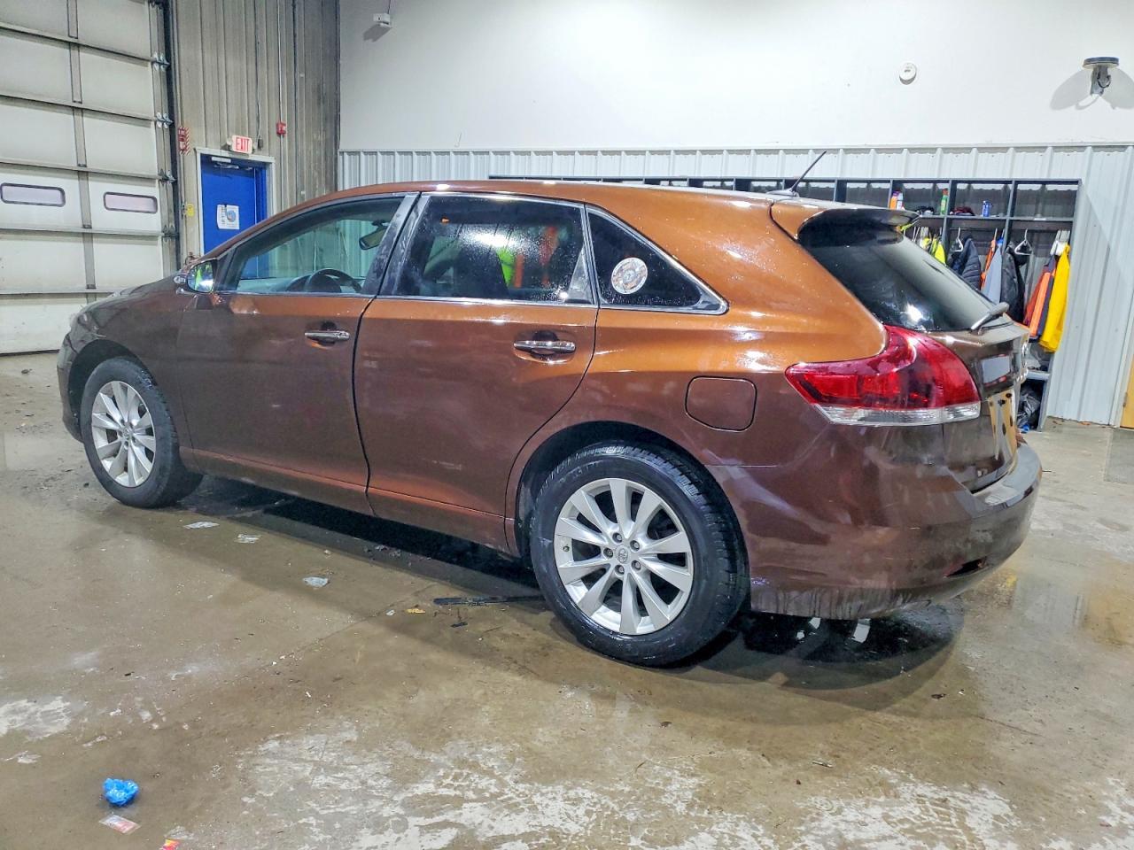 2014 Toyota Venza Le - zdjęcie 2