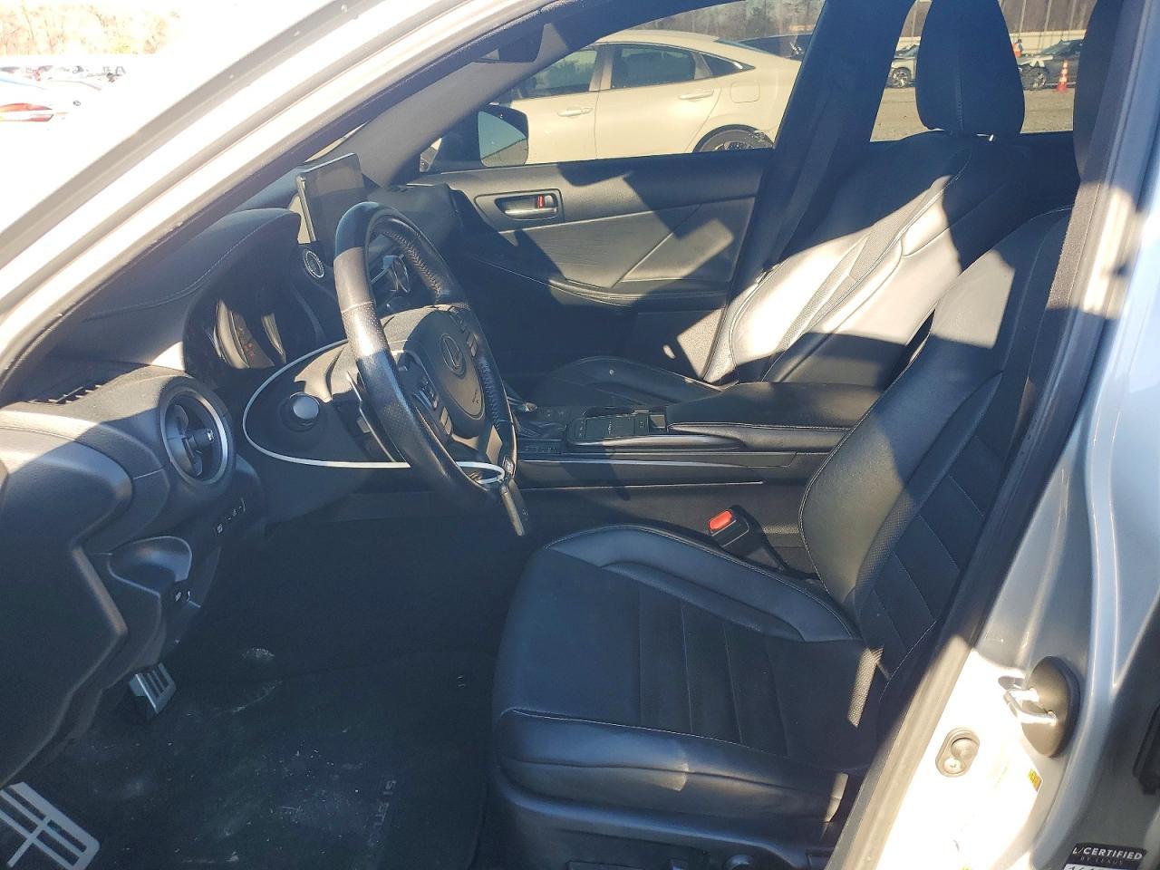 2021 Lexus Is 350 F Sport - zdjęcie 7