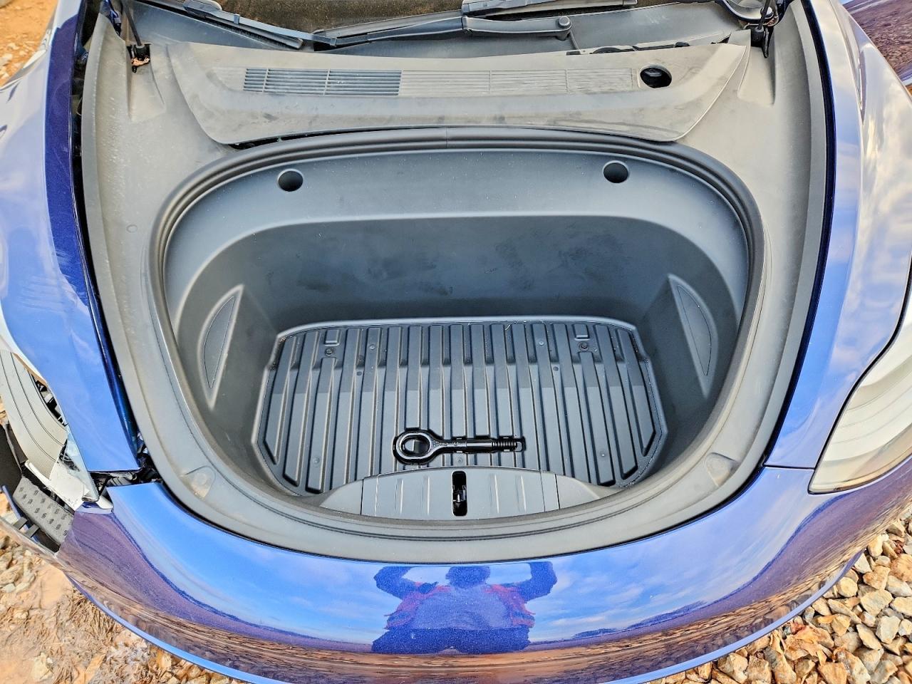 2023 Tesla Model 3 - zdjęcie 11