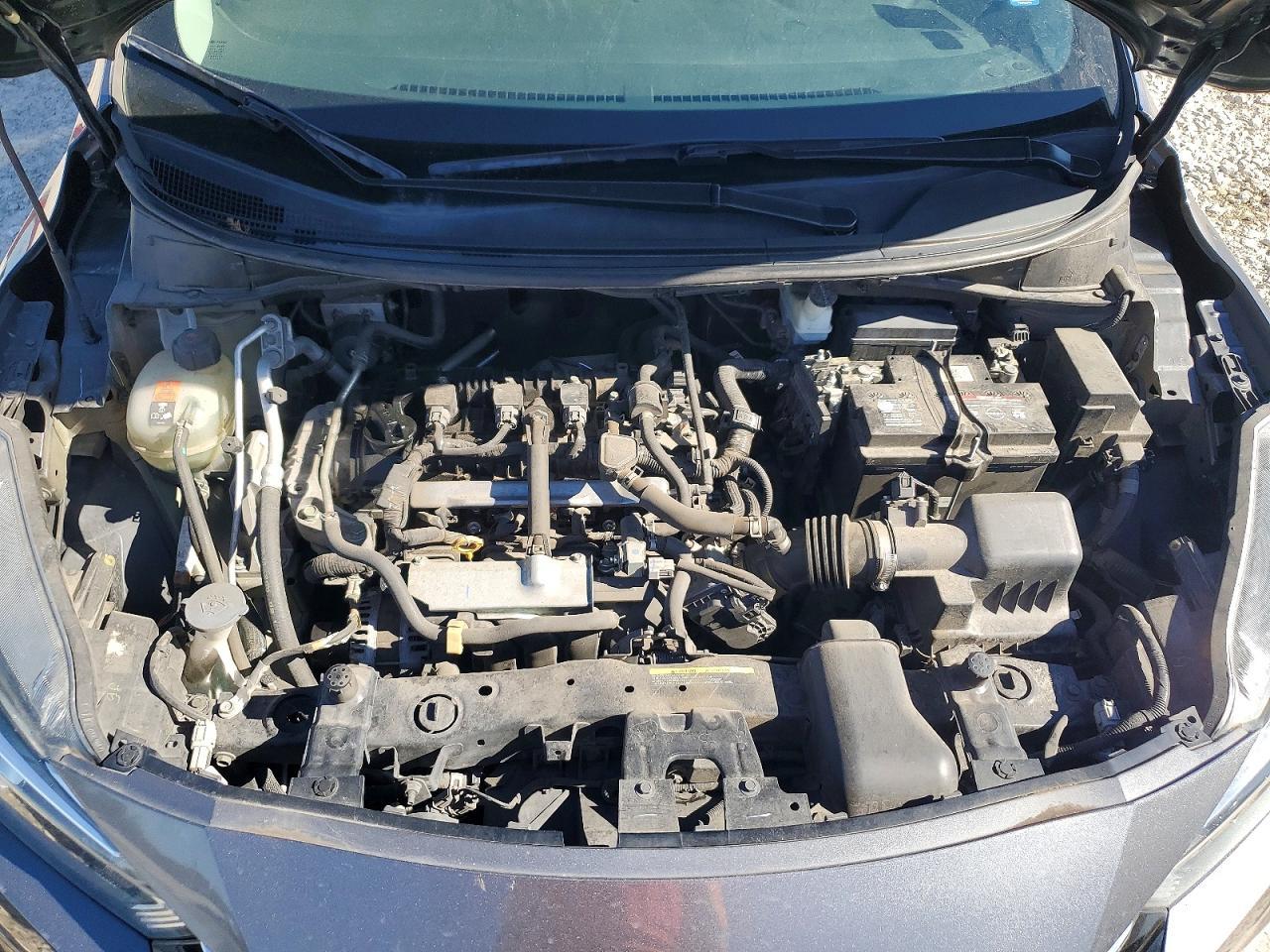 2020 Nissan Versa S - zdjęcie 11