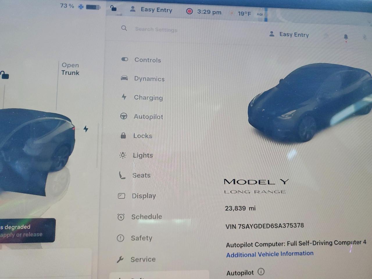 2025 Tesla Model Y - zdjęcie 9