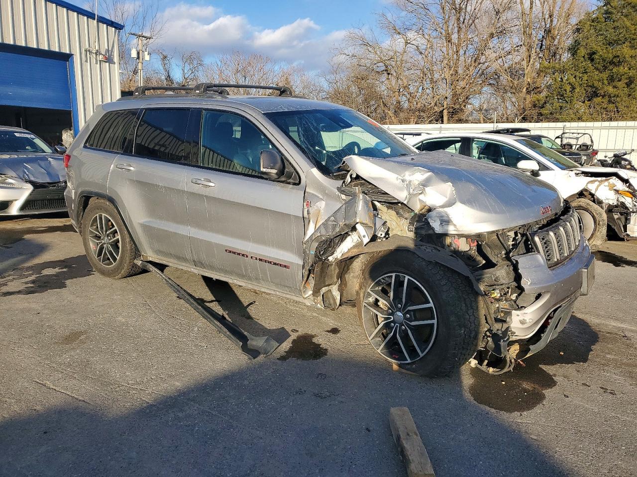 2017 Jeep Grand Cherokee Trailhawk - zdjęcie 4