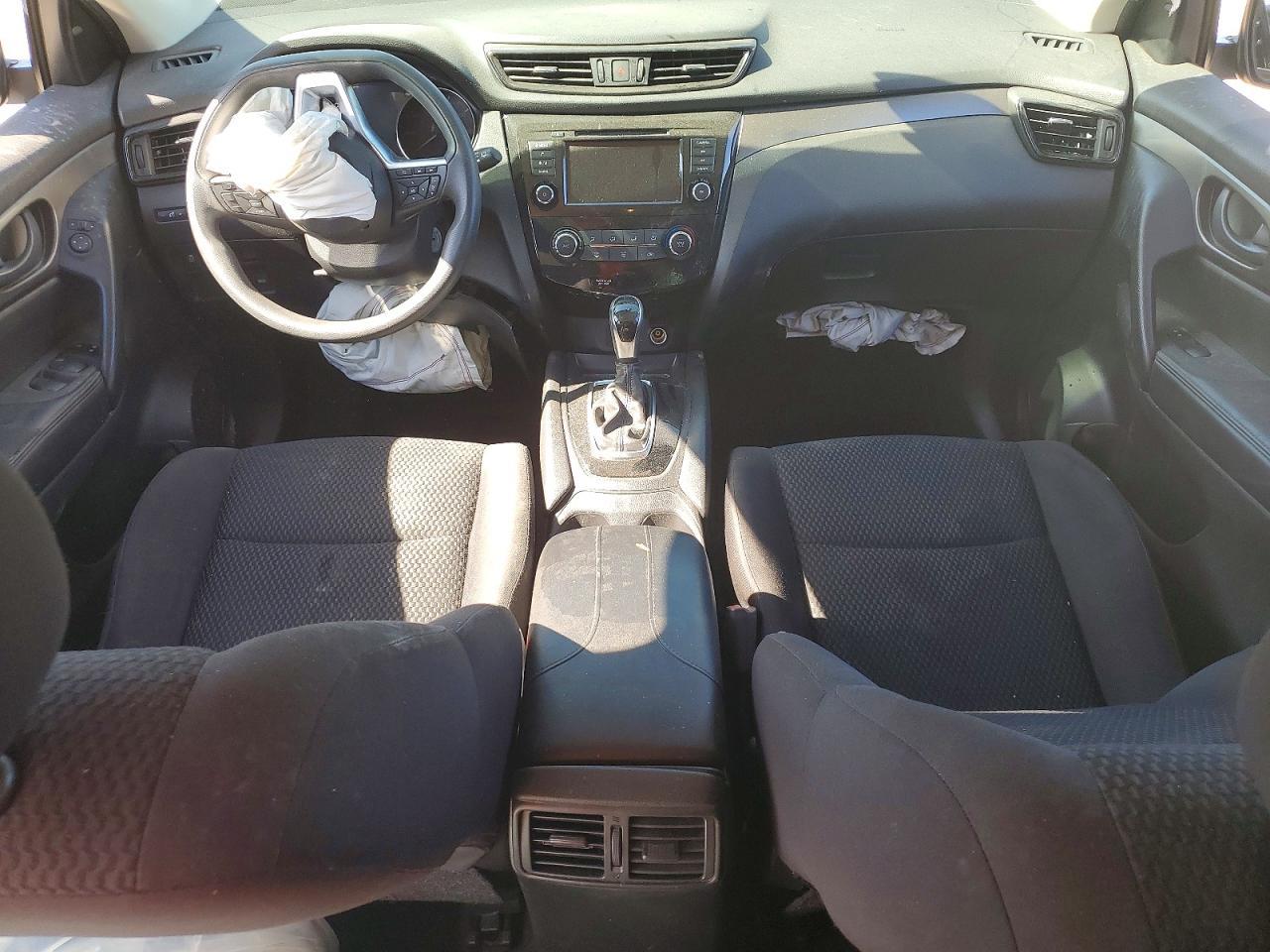 2020 Nissan Rogue Sport S - zdjęcie 8