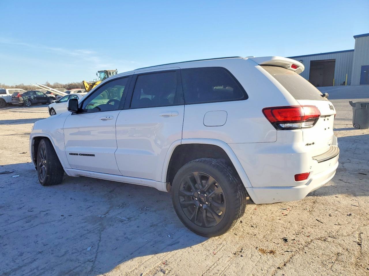 2018 Jeep Grand Cherokee Laredo - zdjęcie 2