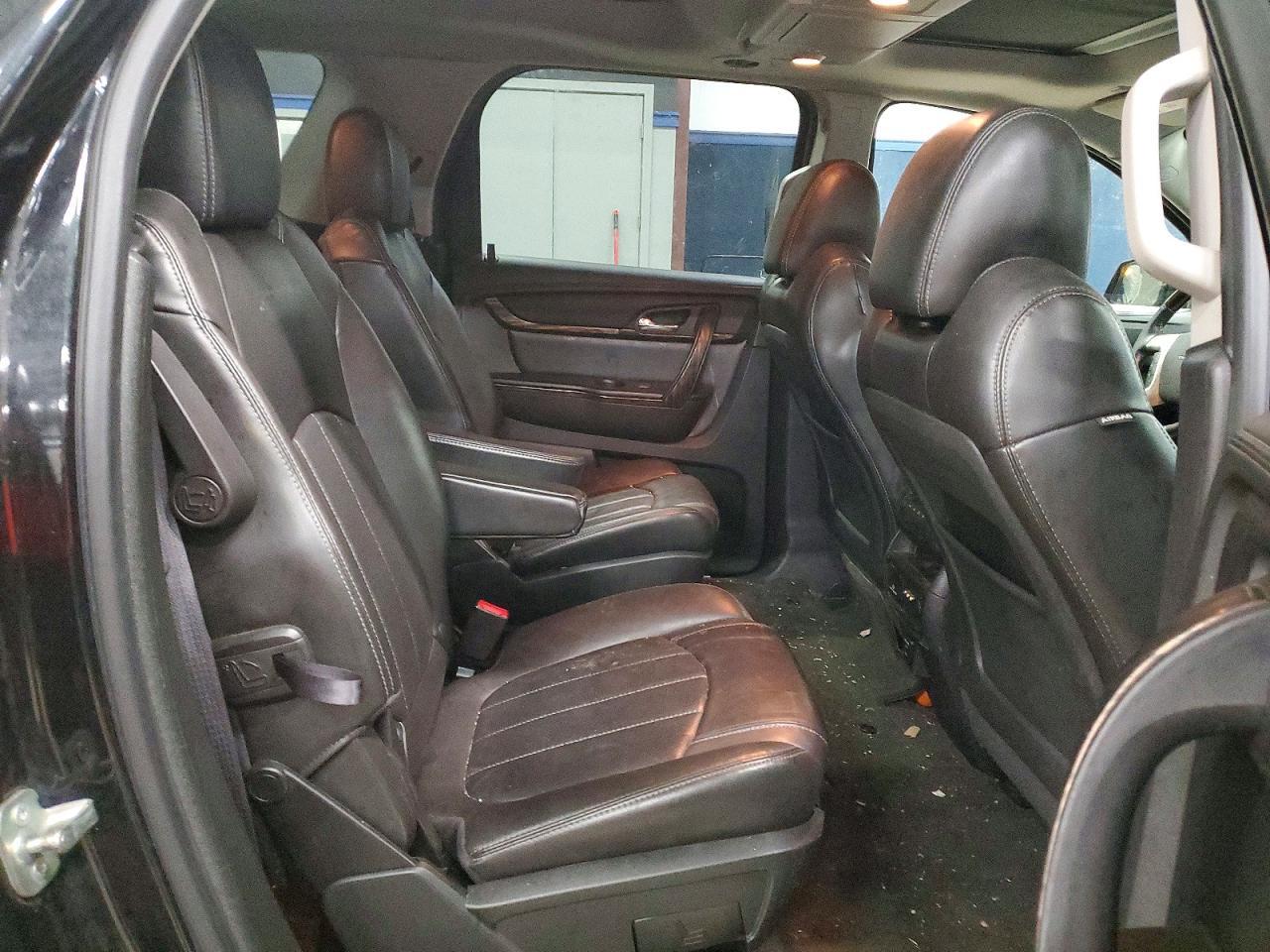 2015 GMC Acadia Denali - zdjęcie 11