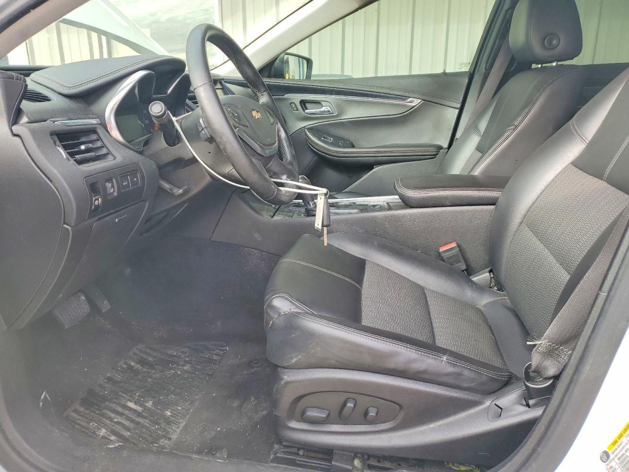 2016 Chevrolet Impala Lt - zdjęcie 7