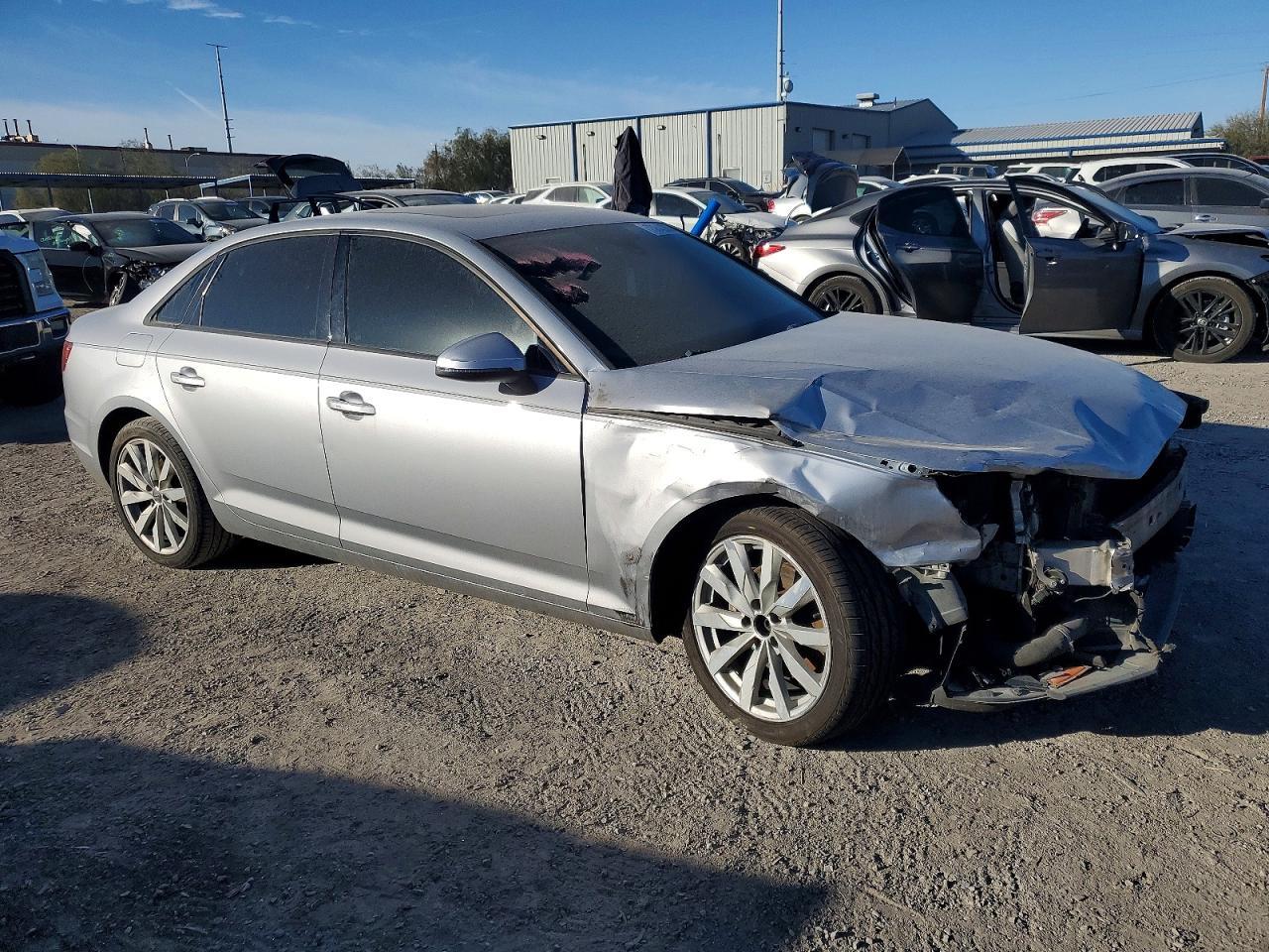 2017 Audi A4 Ultra Premium - zdjęcie 4
