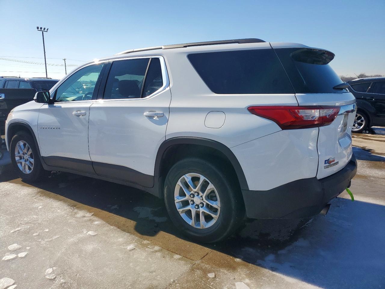 2019 Chevrolet Traverse Lt - zdjęcie 2