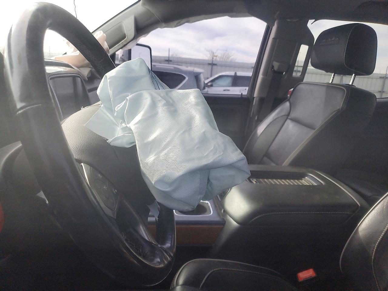 2018 Chevrolet Silverado K2500 High Country - zdjęcie 7