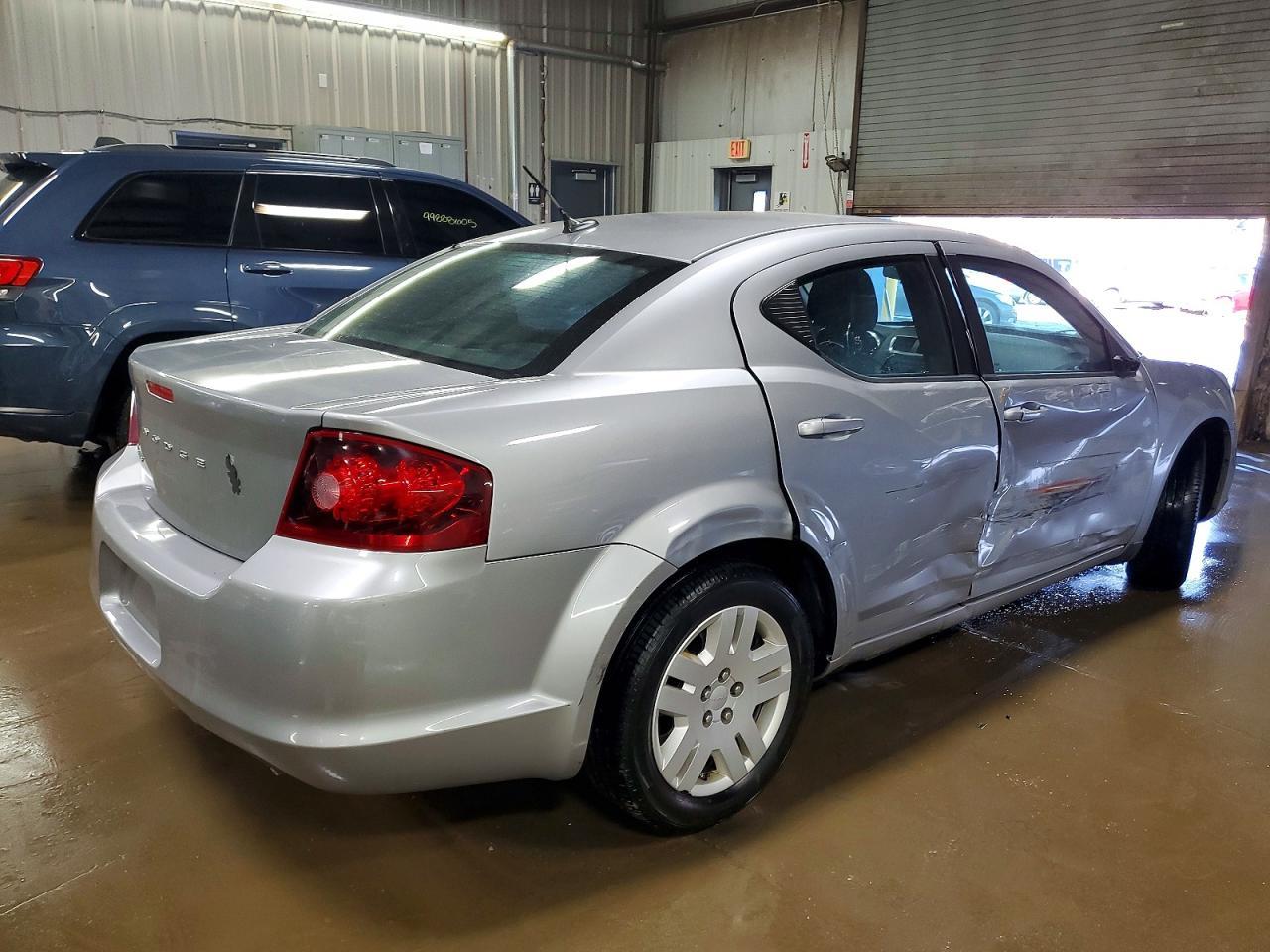 2013 Dodge Avenger Se - zdjęcie 3