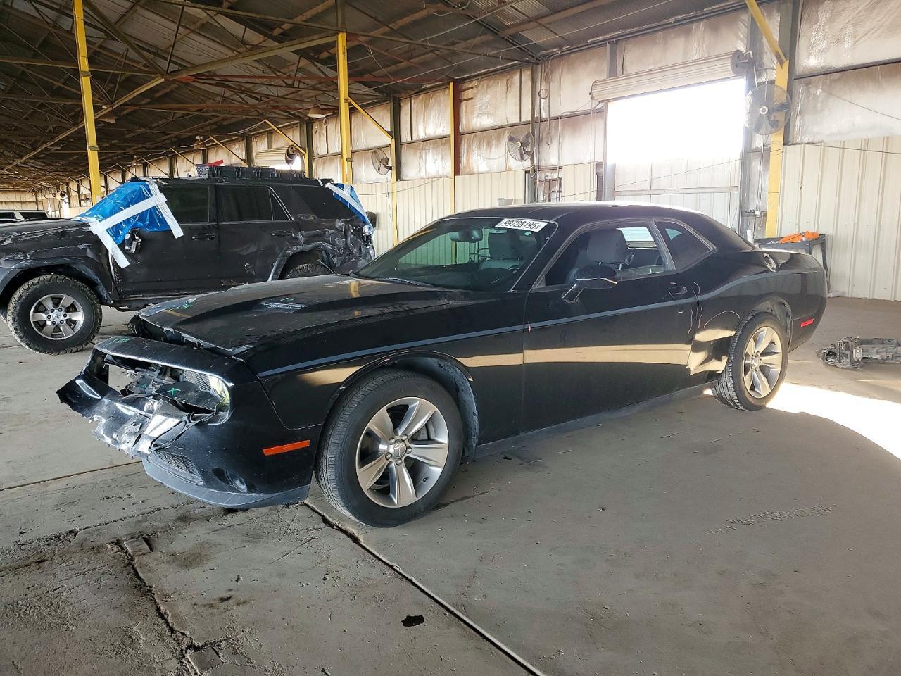2016 Dodge Challenger Sxt - zdjęcie główne