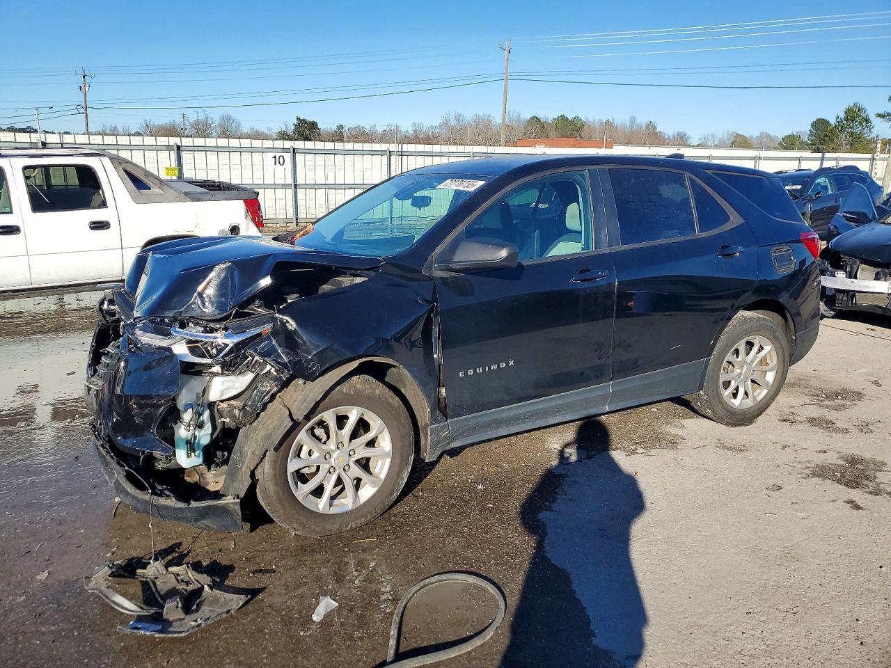 2020 Chevrolet Equinox Ls - zdjęcie główne