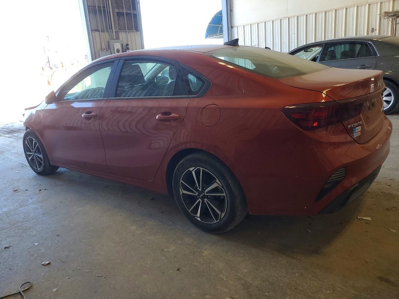 2022 Kia Forte Fe - zdjęcie 2