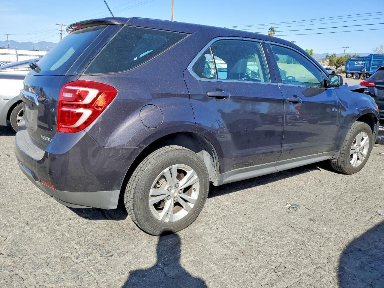 2016 Chevrolet Equinox Ls - zdjęcie 3