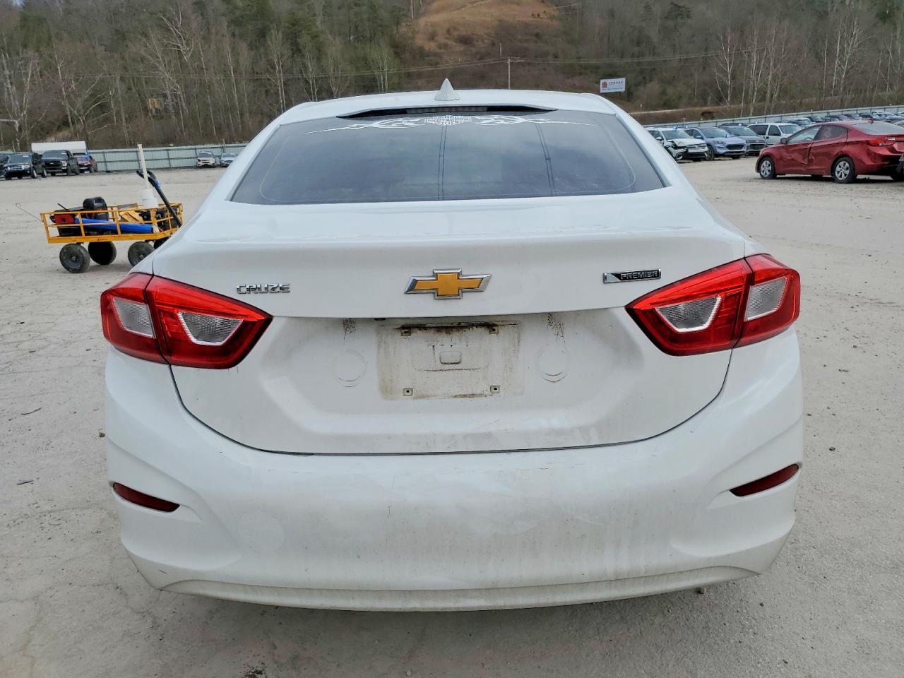 2017 Chevrolet Cruze Premier - zdjęcie 6