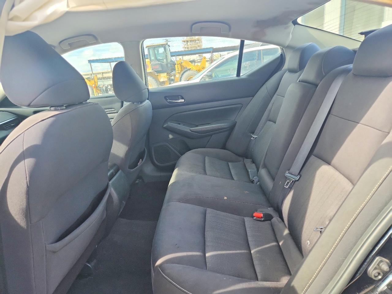 2020 Nissan Altima 2.5 S - zdjęcie 10