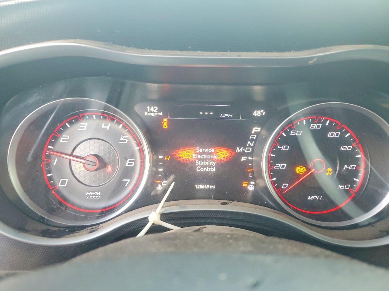 2015 Dodge Charger R/T - zdjęcie 9