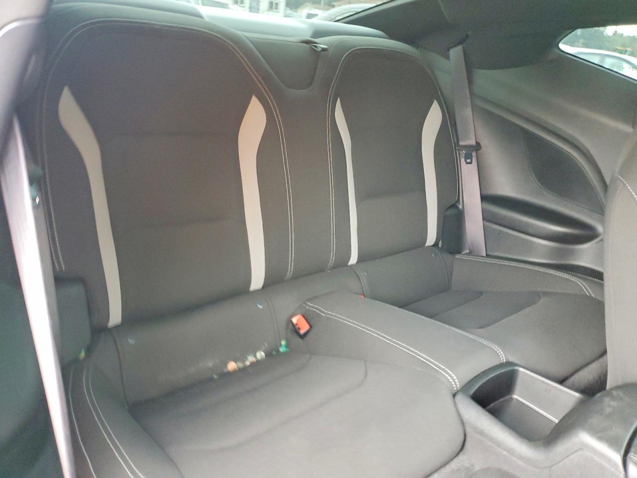 2020 Chevrolet Camaro Ls - zdjęcie 10