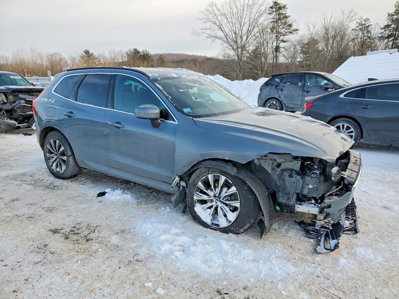 2023 Volvo Xc60 Core - zdjęcie 4