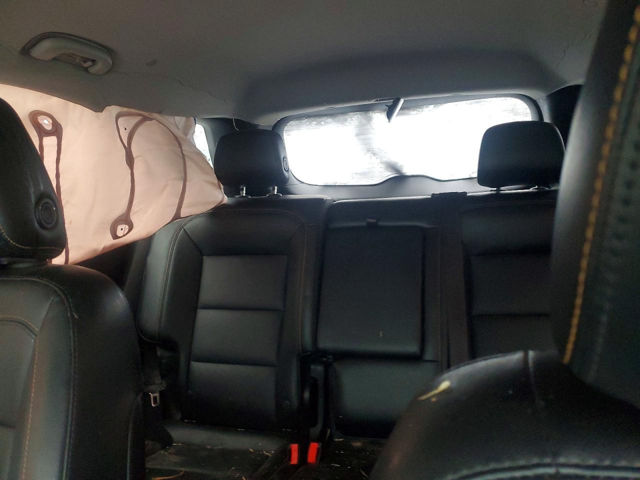 2018 Chevrolet Equinox Premier - zdjęcie 10