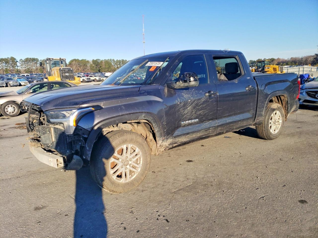 2025 Toyota Tundra Crewmax Sr - zdjęcie główne