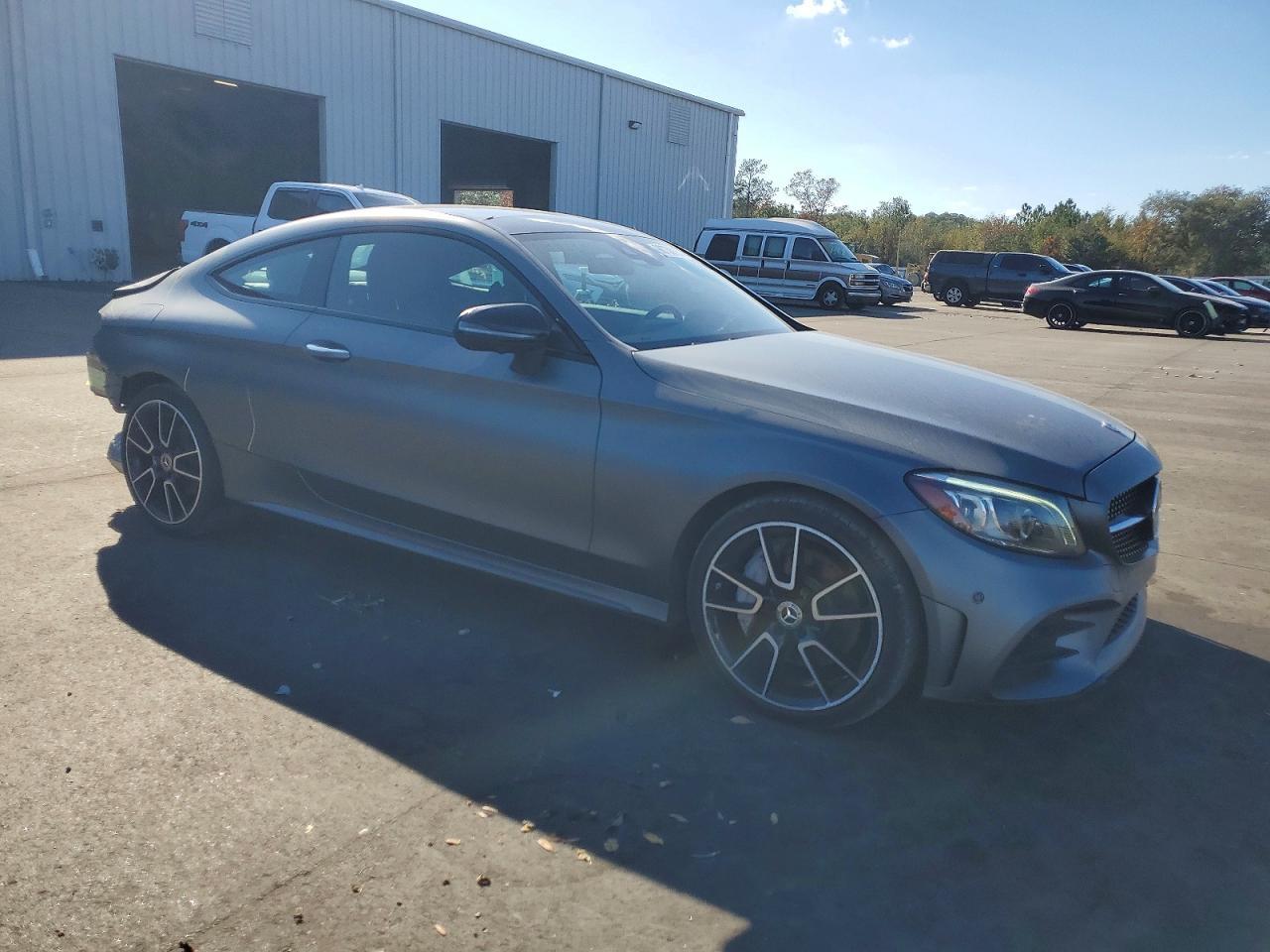 2022 Mercedes-Benz C 300 - zdjęcie 4