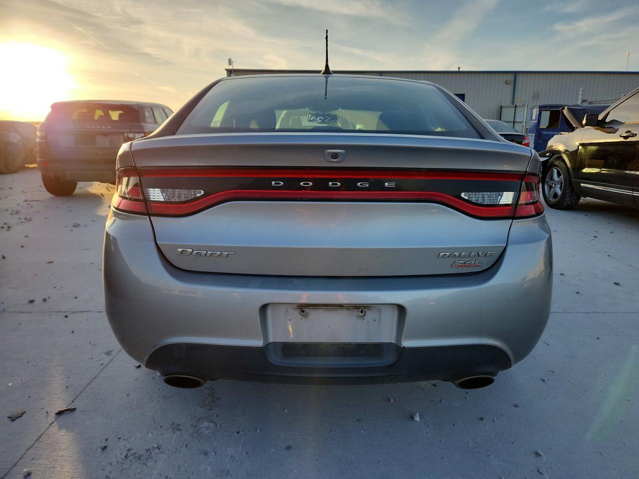 2014 Dodge Dart Sxt - zdjęcie 6