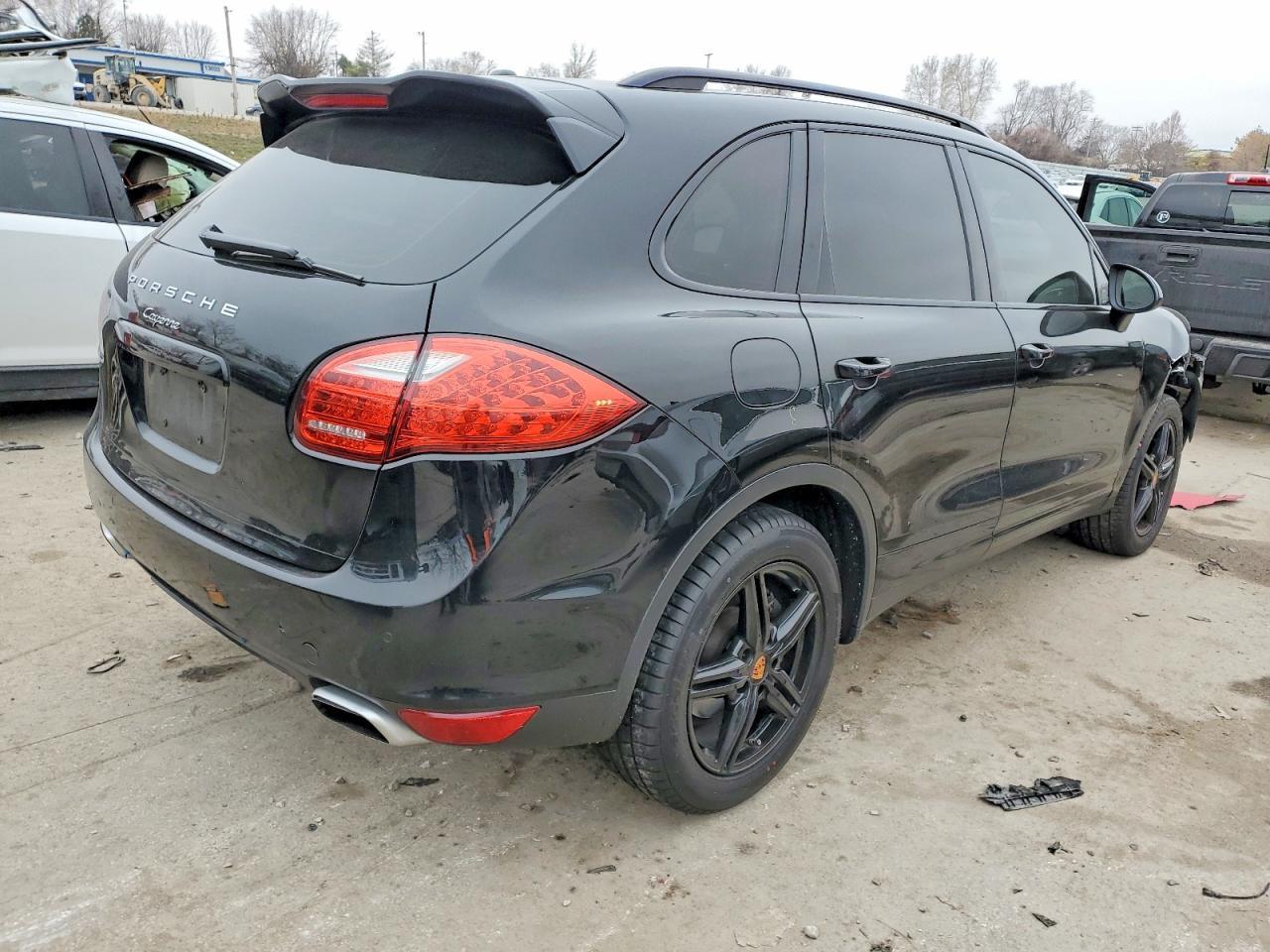 2014 Porsche Cayenne - zdjęcie 3